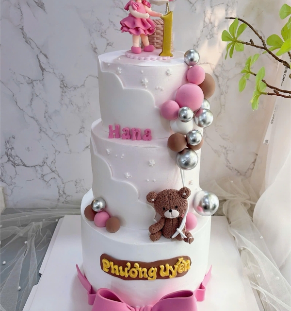 Bánh Kem Tạo Hình Bé Gái