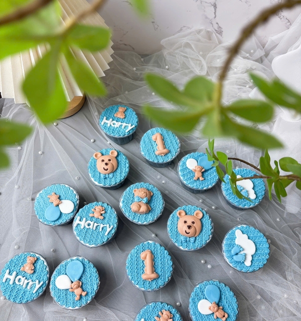 Set Cupcakes-Donuts-Bánh đậu xanh trái cây 