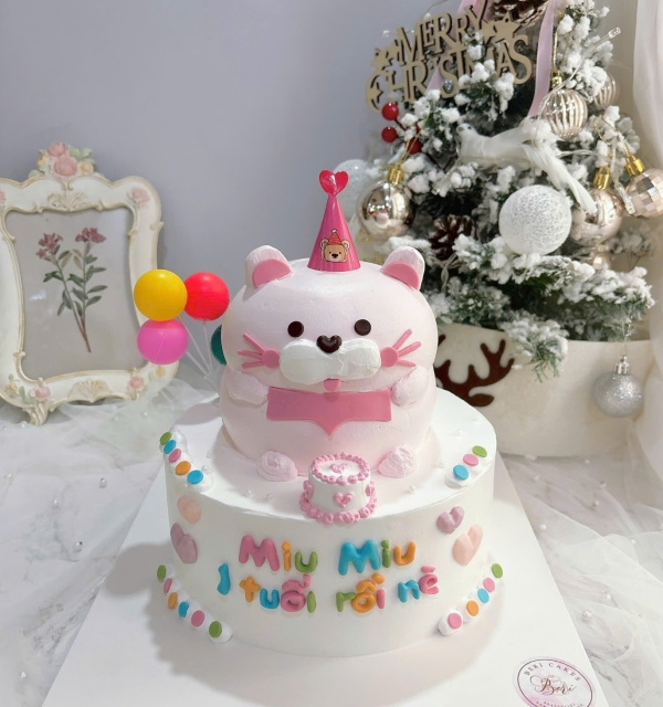 Bánh Kem Tạo Hình Bé Gái