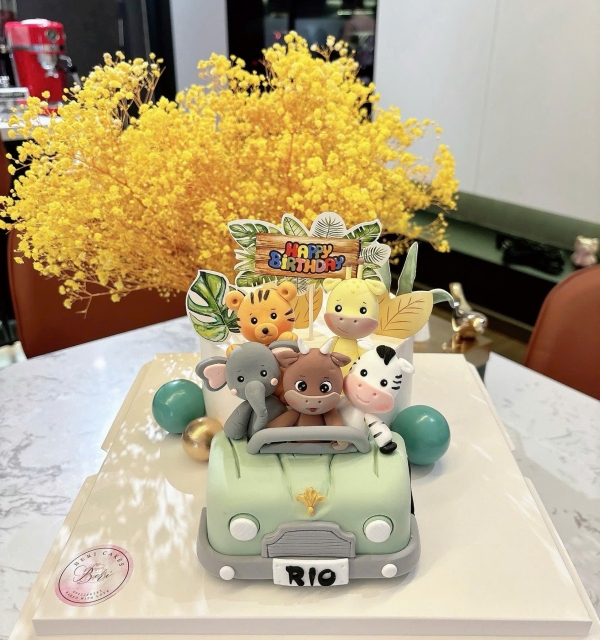 Bánh Kem Tạo Hình Bé Trai