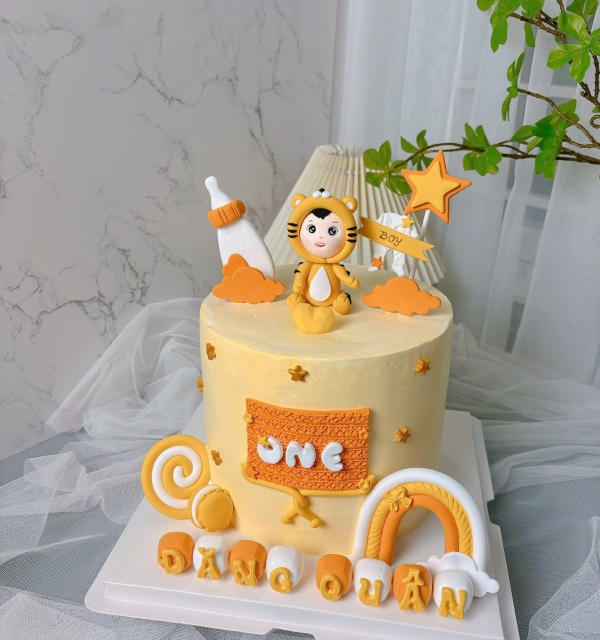 Bánh Kem Tạo Hình Bé Trai