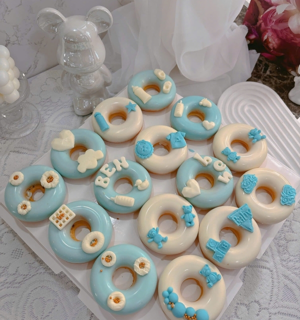 Set Cupcakes-Donuts-Bánh đậu xanh trái cây 