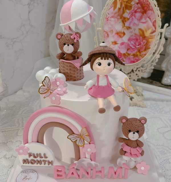 Bánh Kem Tạo Hình Bé Gái