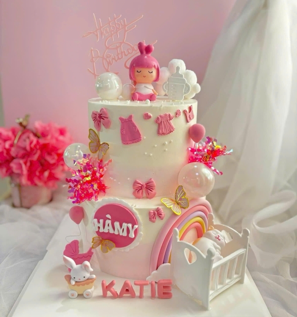 Bánh Kem Tạo Hình Bé Gái