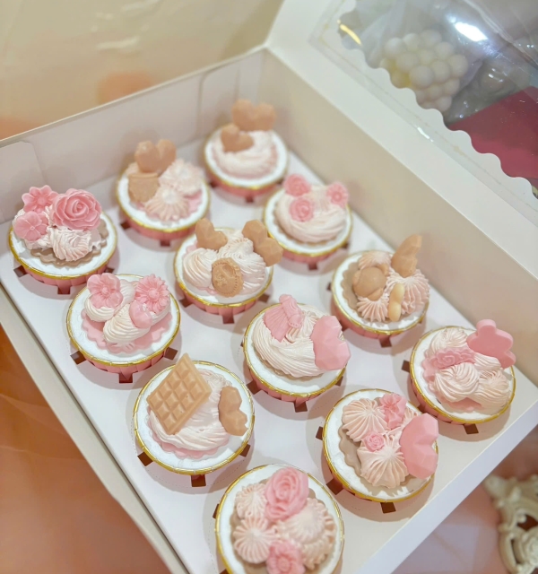 Set Cupcakes-Donuts-Bánh đậu xanh trái cây 