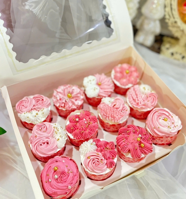 Set Cupcakes-Donuts-Bánh đậu xanh trái cây 