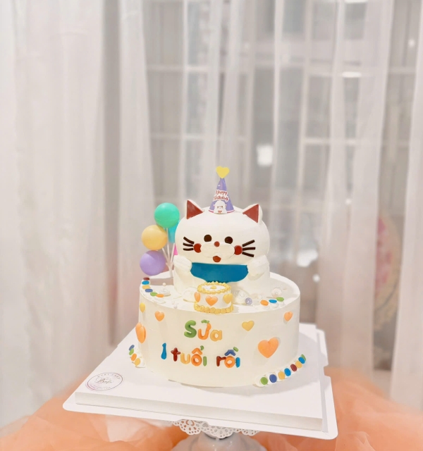 Bánh Kem Tạo Hình Bé Gái
