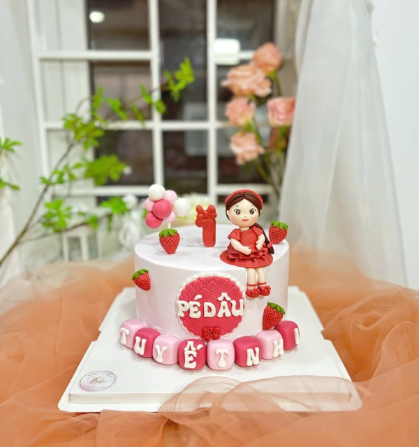 Bánh Kem Tạo Hình Bé Gái