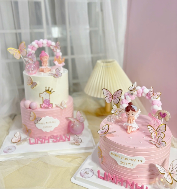 Bánh Kem Tạo Hình Bé Gái