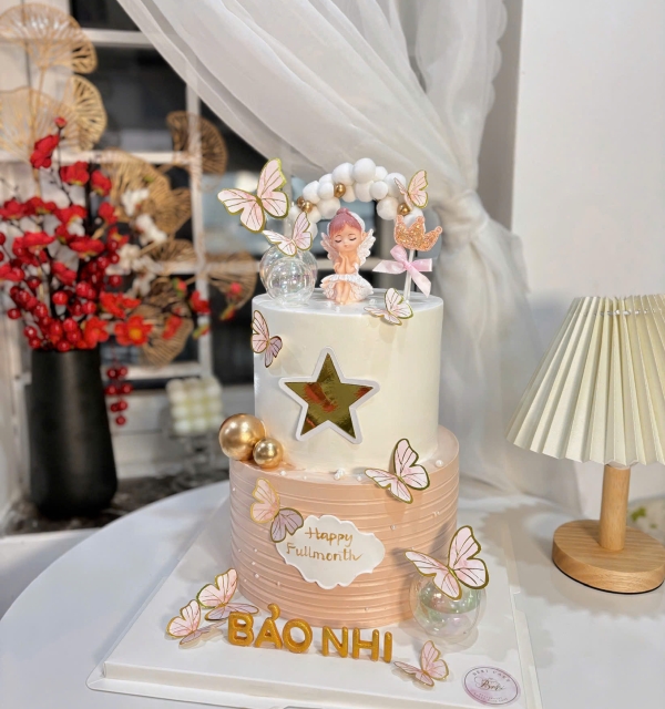 Bánh Kem Tạo Hình Bé Gái
