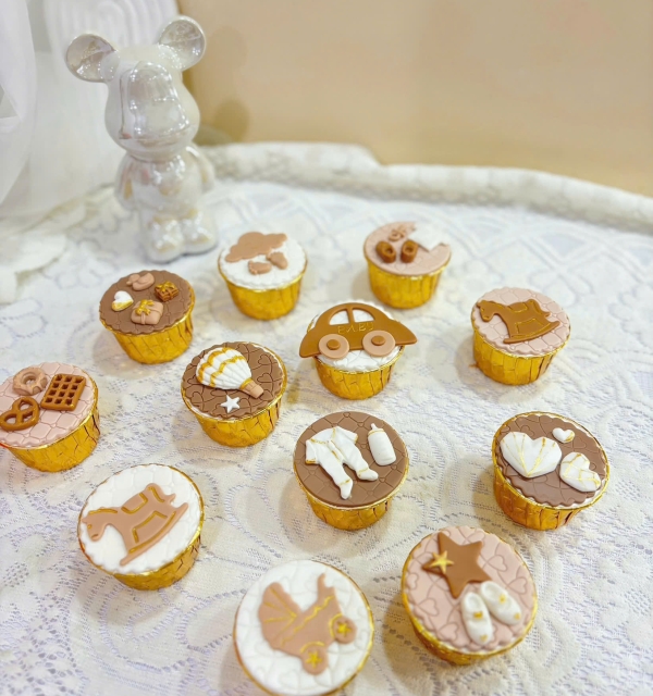 Set Cupcakes-Donuts-Bánh đậu xanh trái cây 