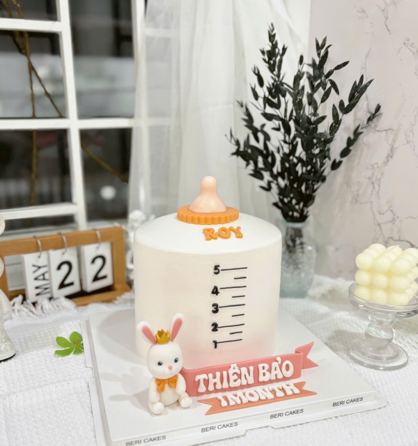 Bánh Kem Tạo Hình Bé Gái