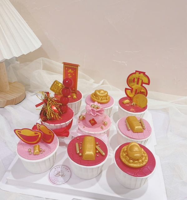 Set Cupcakes-Donuts-Bánh đậu xanh trái cây 