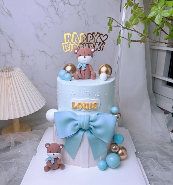 Bánh Kem Tạo Hình Bé Trai