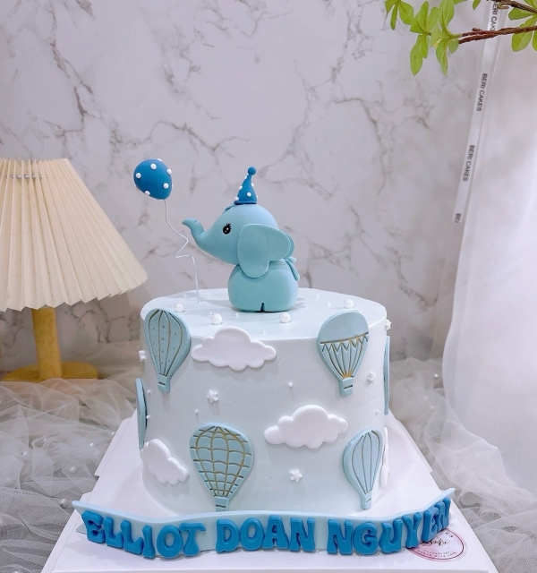 Bánh Kem Tạo Hình Bé Trai