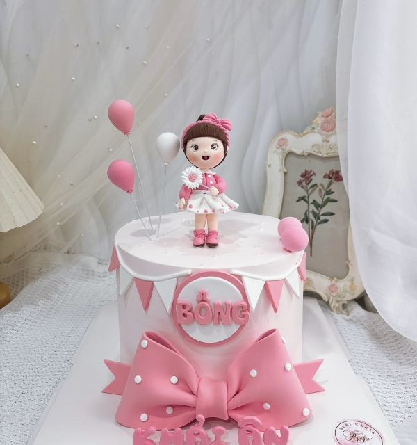 Bánh Kem Tạo Hình Bé Gái
