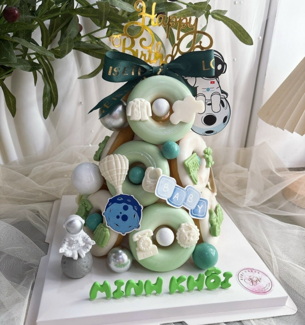 Tháp Donut