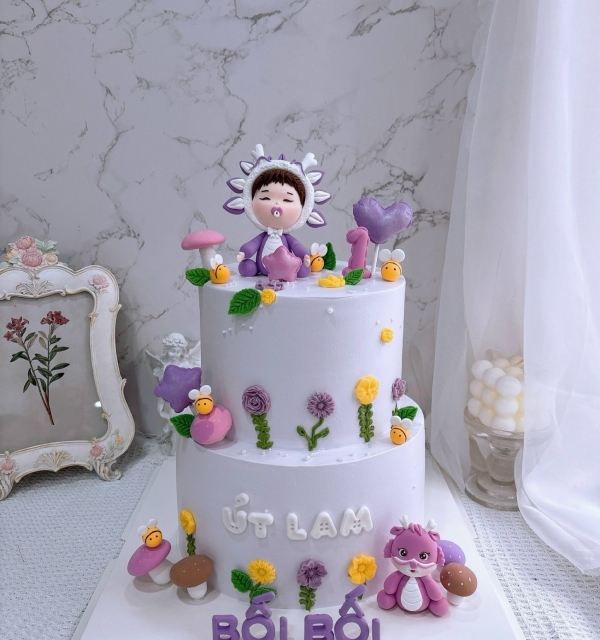 Bánh Kem Tạo Hình Bé Gái