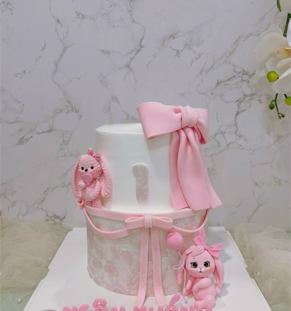 Bánh Kem Tạo Hình Bé Gái