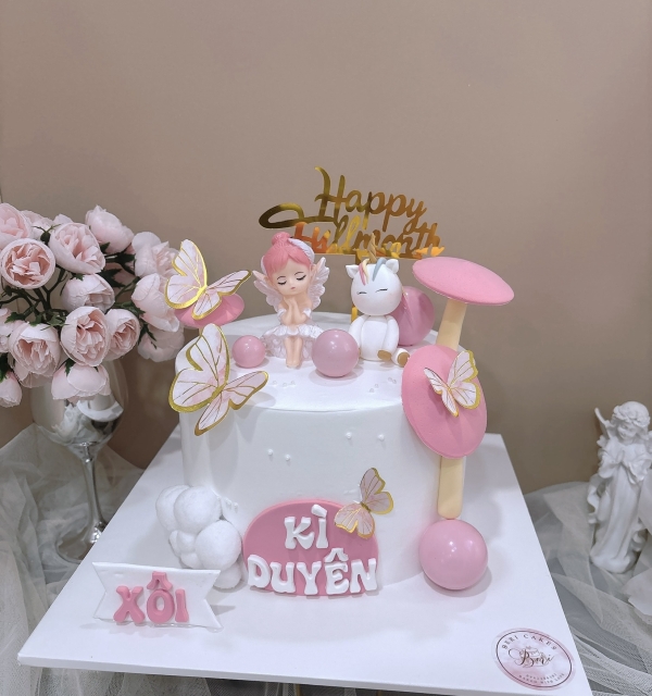 Bánh Kem Tạo Hình Bé Gái