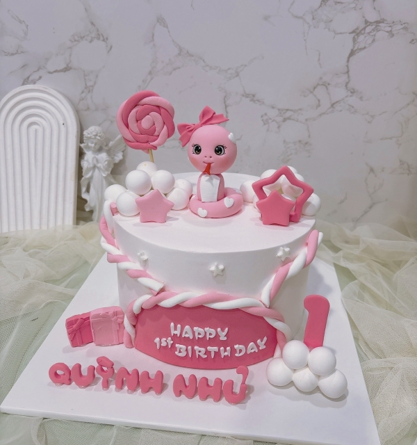 Bánh Kem Tạo Hình Bé Gái